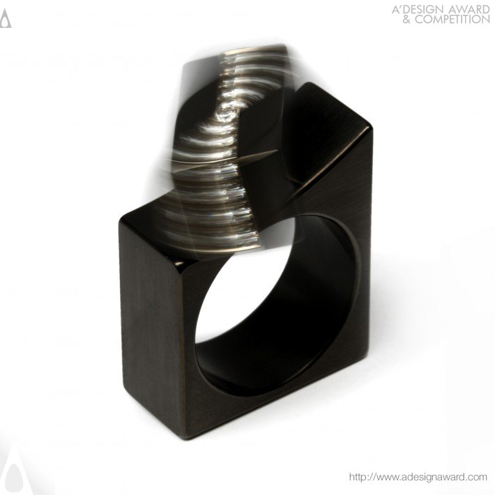 Michael Berger - Rk 022-4brs Kinetic Ring