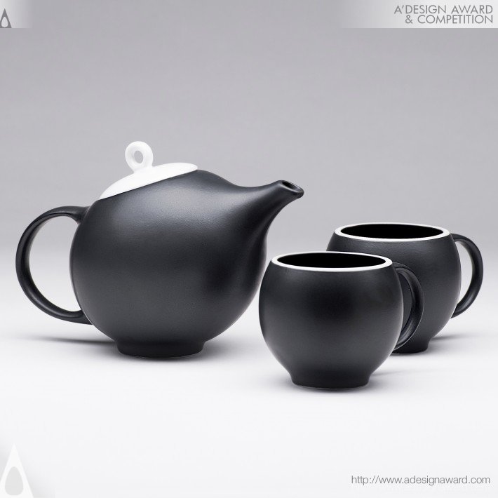 eva-tea-set-by-maia-ming-fong