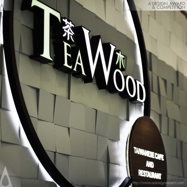teawood-world-trade-centre-by-vincent-chi-wai-chiang-2