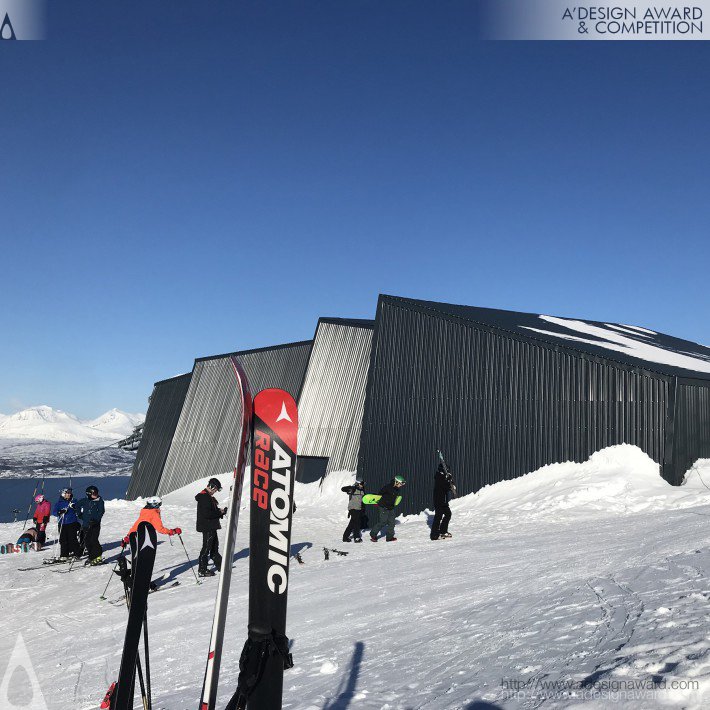 Snorre Stinessen - Narvik Top Station Gondola