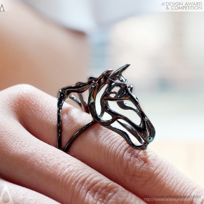 zodiac-horse-ring-by-desmond-chan---cacus-jewelry-2