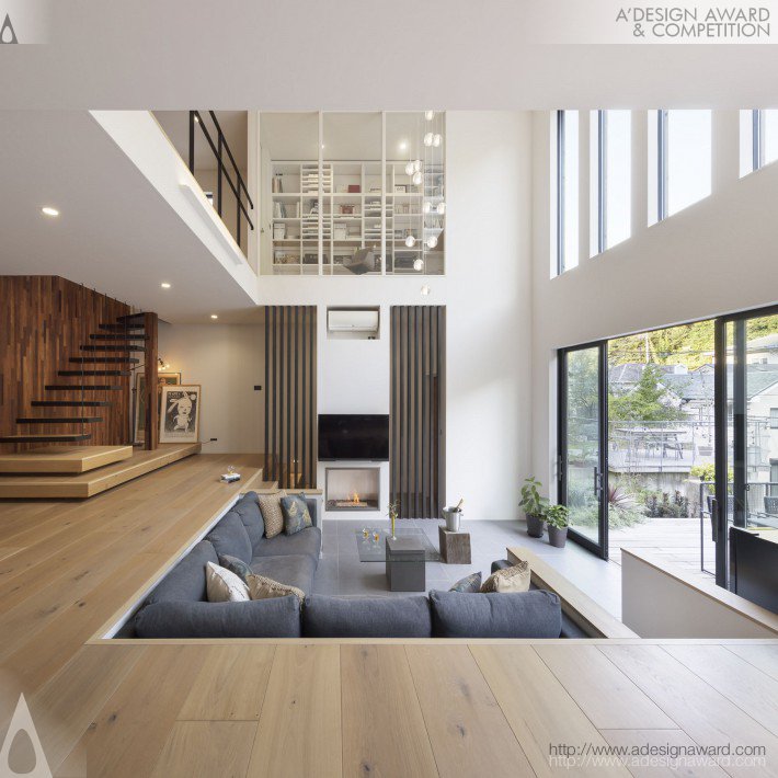 Krista Watanabe - Oiso Hillside Residential Villa