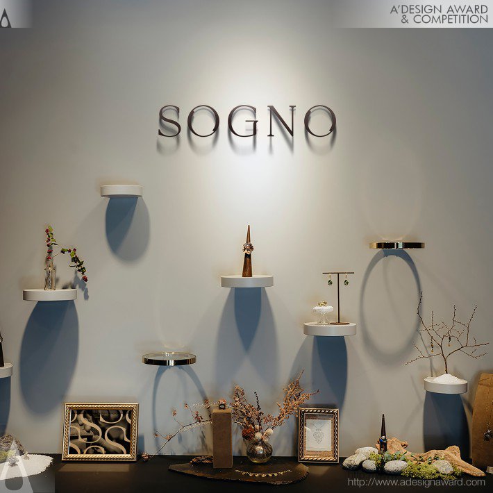 sogno-jewelry-design-by-named-co-creative-agency-3