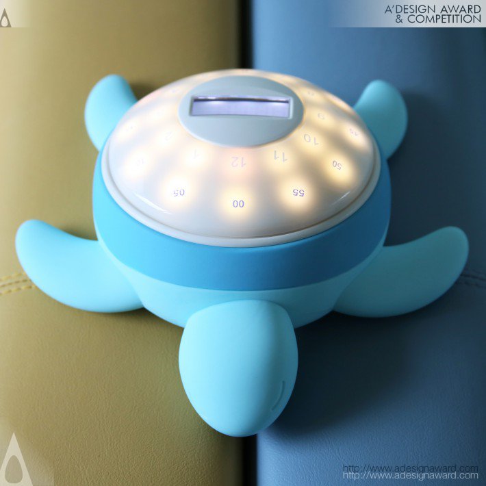 Daniel Lau Kids Alarm Clock