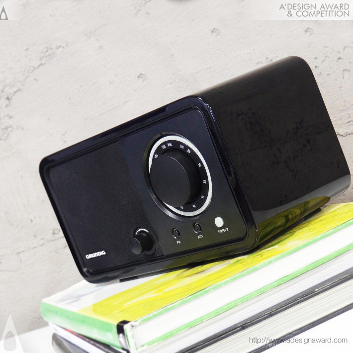 grundig-tr-1200-radio-by-arcelik-ind-design-team-can-onur-vanci-2