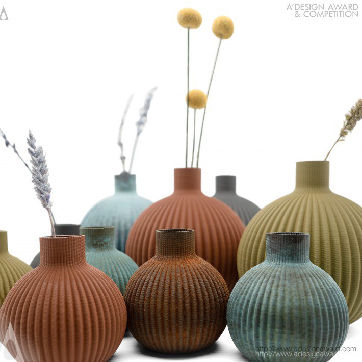 Ribbing Vase by Lihsing Wang