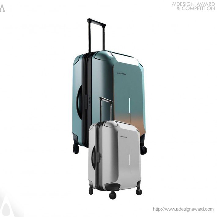 Sanaz Hassannezhad - Voyz Smart Suitcase