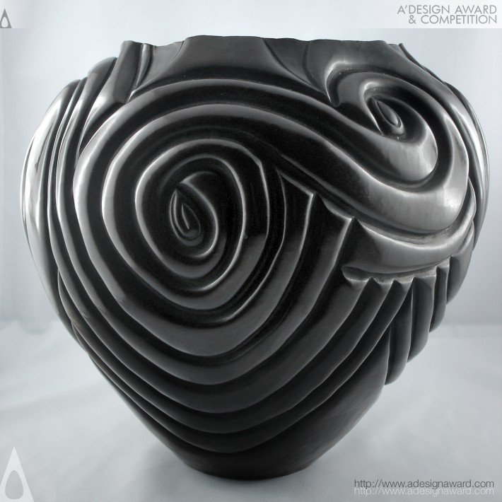 vortex-metallic-vases-by-gilles-laot-1