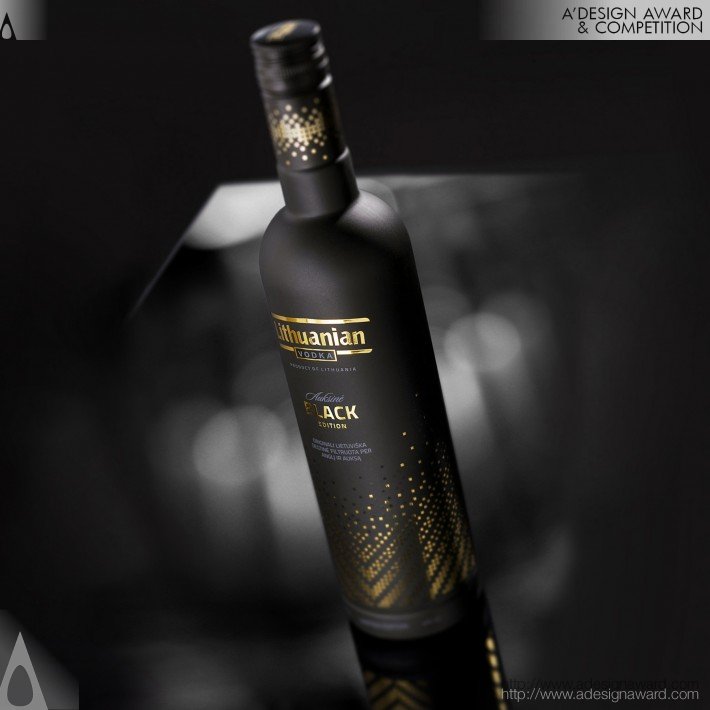 lithuanian-vodka-gold-black-edition-by-studija-creata-1