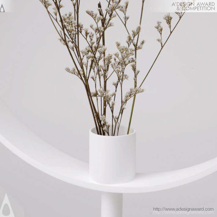 magnifying-vase-by-feng-zhe-2