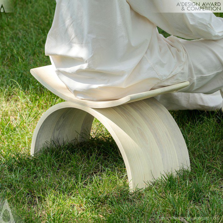 Arcstool Stool by LiYing Huang