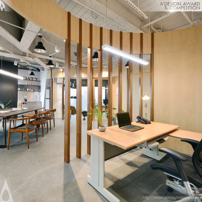 Office by VOATT Design Studio