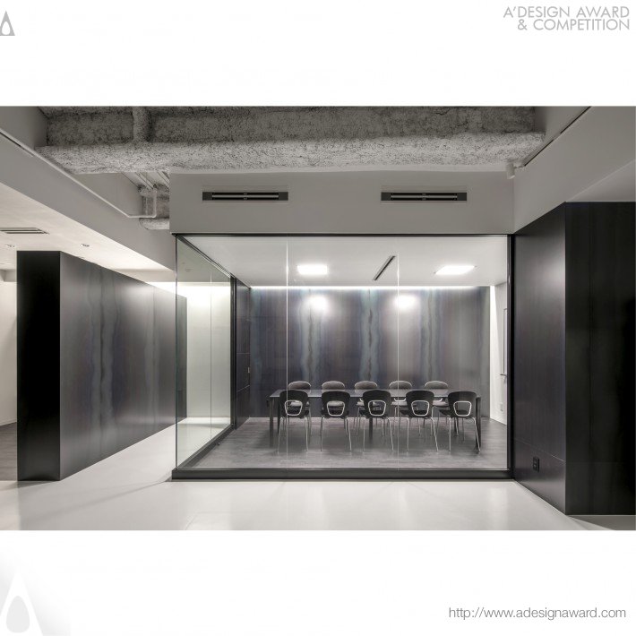 Tetsuya Matsumoto - White and Steel School Office