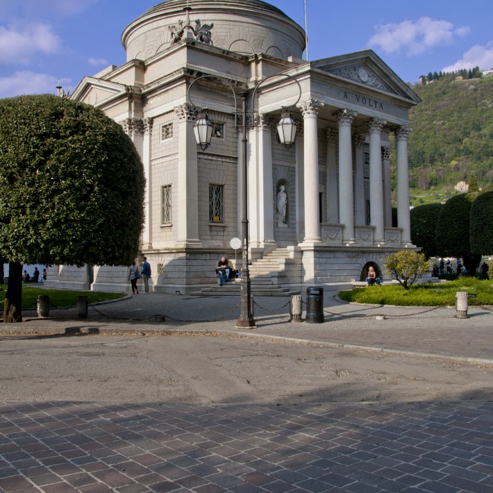 Tempio Voltiano Landmark Image 3