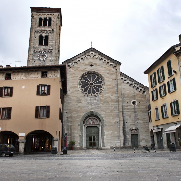 Basilica San Fedele Landmark Image 2