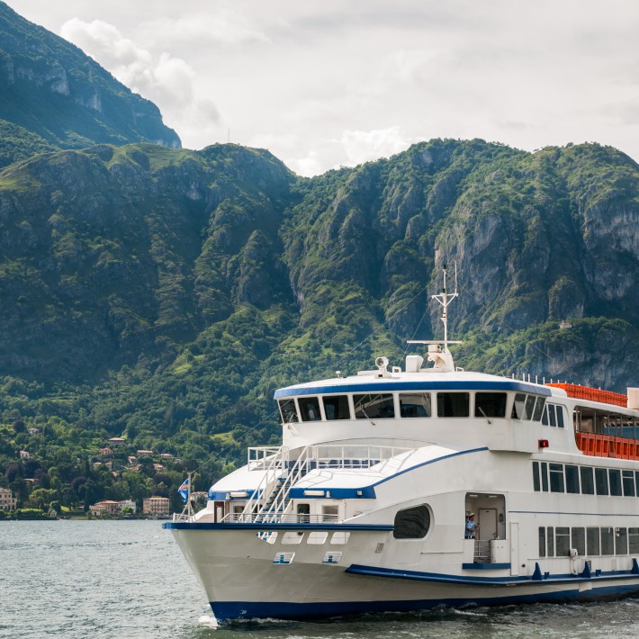 Boat Trip in Como Sightseeing