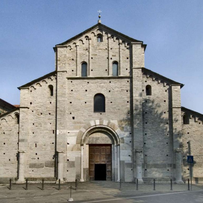 Basilica of Sant'Abbondio Landmark